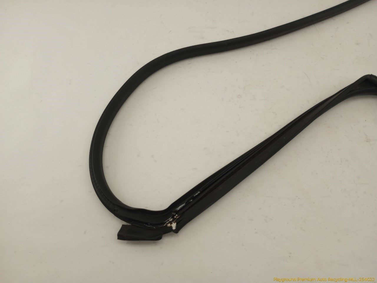 Mini Clubman Driver Left Front Door Molding