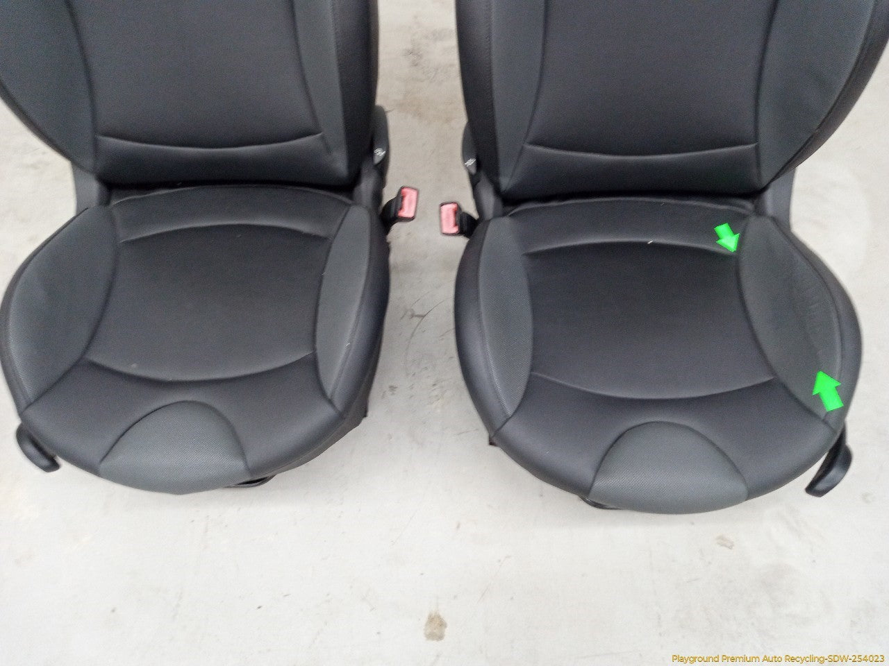 Mini Clubman Pair Of Front Seats