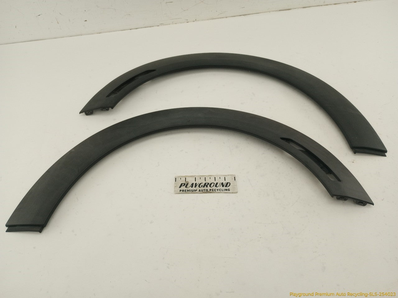 Mini Clubman Pair Of Rear Fender Flares
