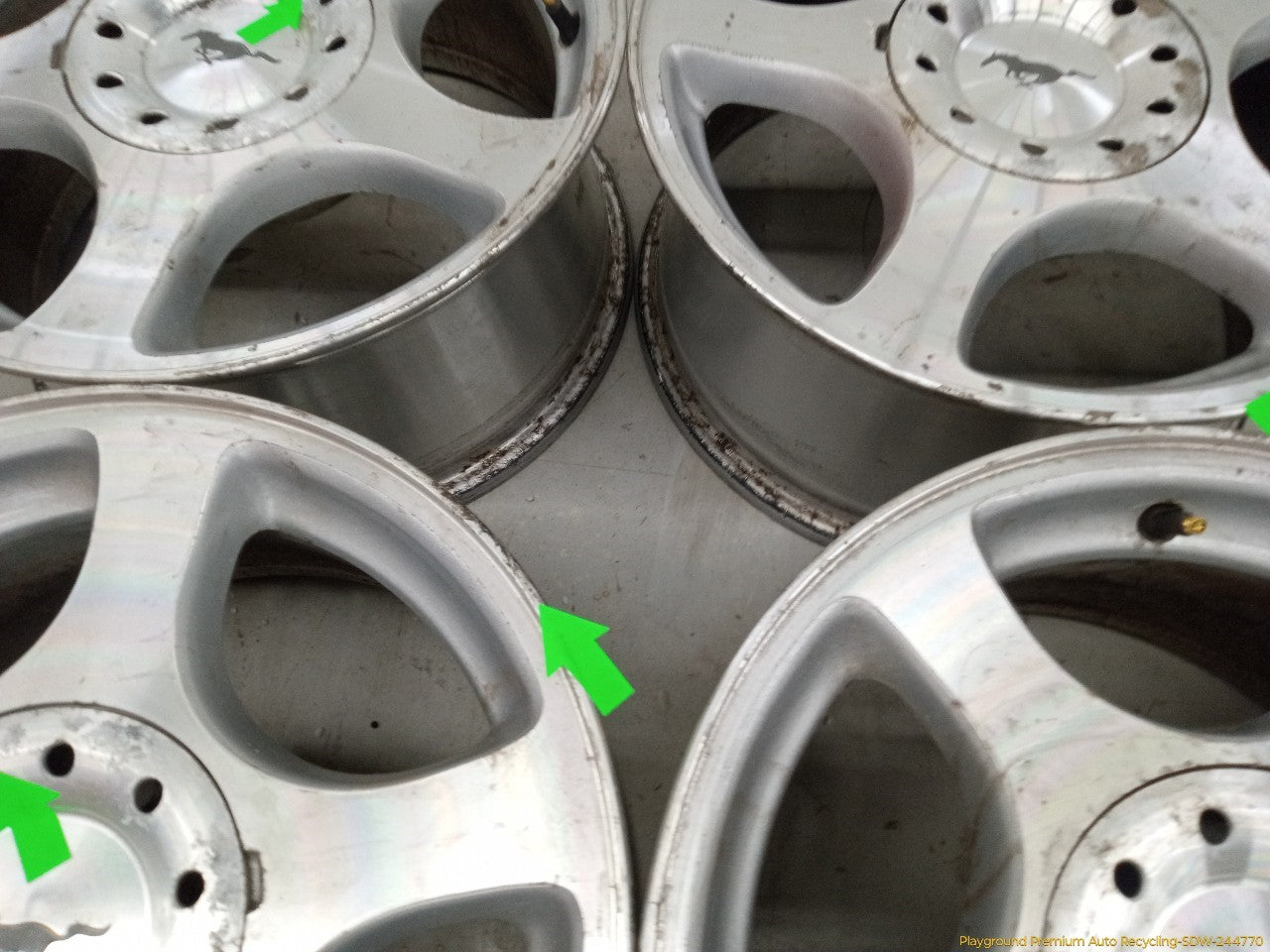 Ford Mustang Set Of 4 Alloy Wheels 5 Spoke