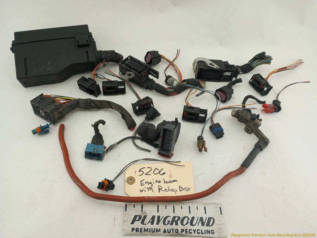 Saab 903 Engine Fuse Box & Pig Tails