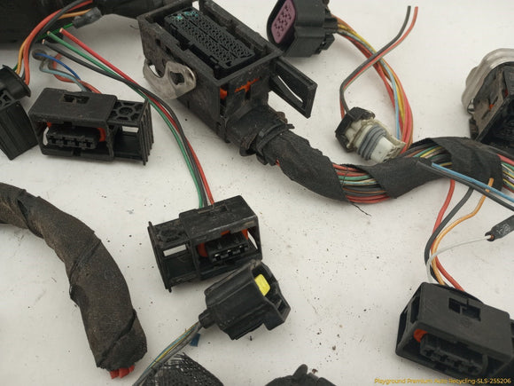 Saab 903 Engine Fuse Box & Pig Tails