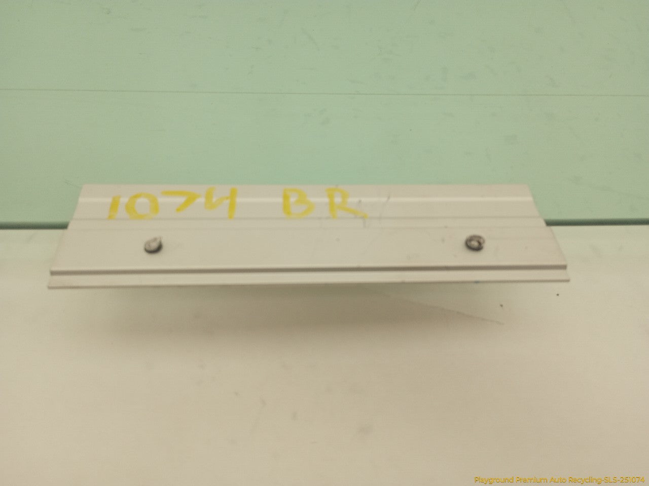 Volvo XC70 Passenger Right Rear Door Window Glass
