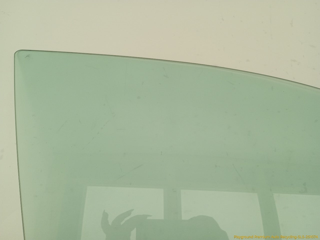 Volvo XC70 Passenger Right Front Door Window Glass