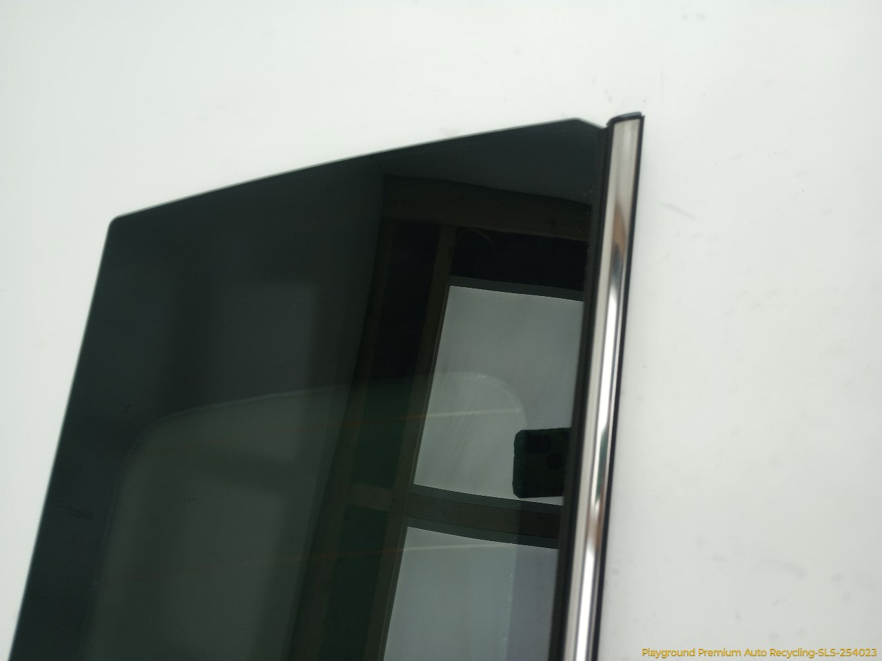 Mini Clubman Driver Left Rear Quarter Window Glass