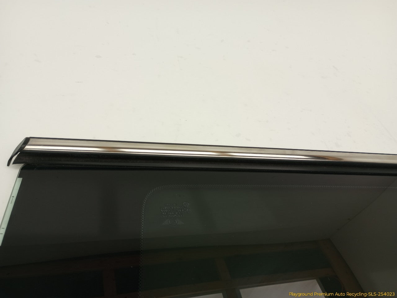Mini Clubman Passenger Right Rear Quarter Window Glass