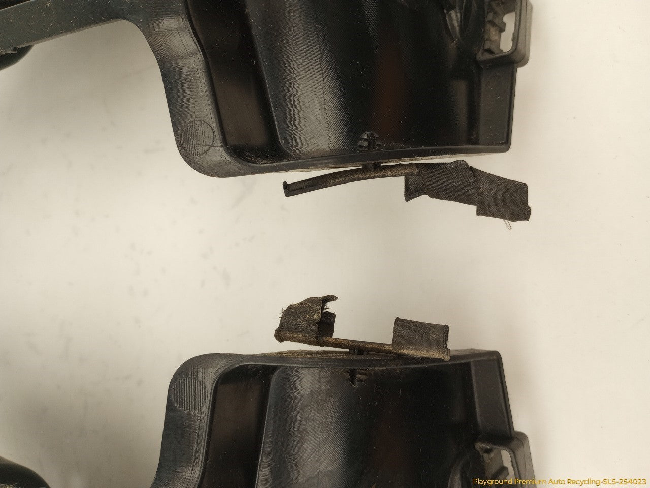 Mini Clubman Pair Of Rear Bumper Brackets