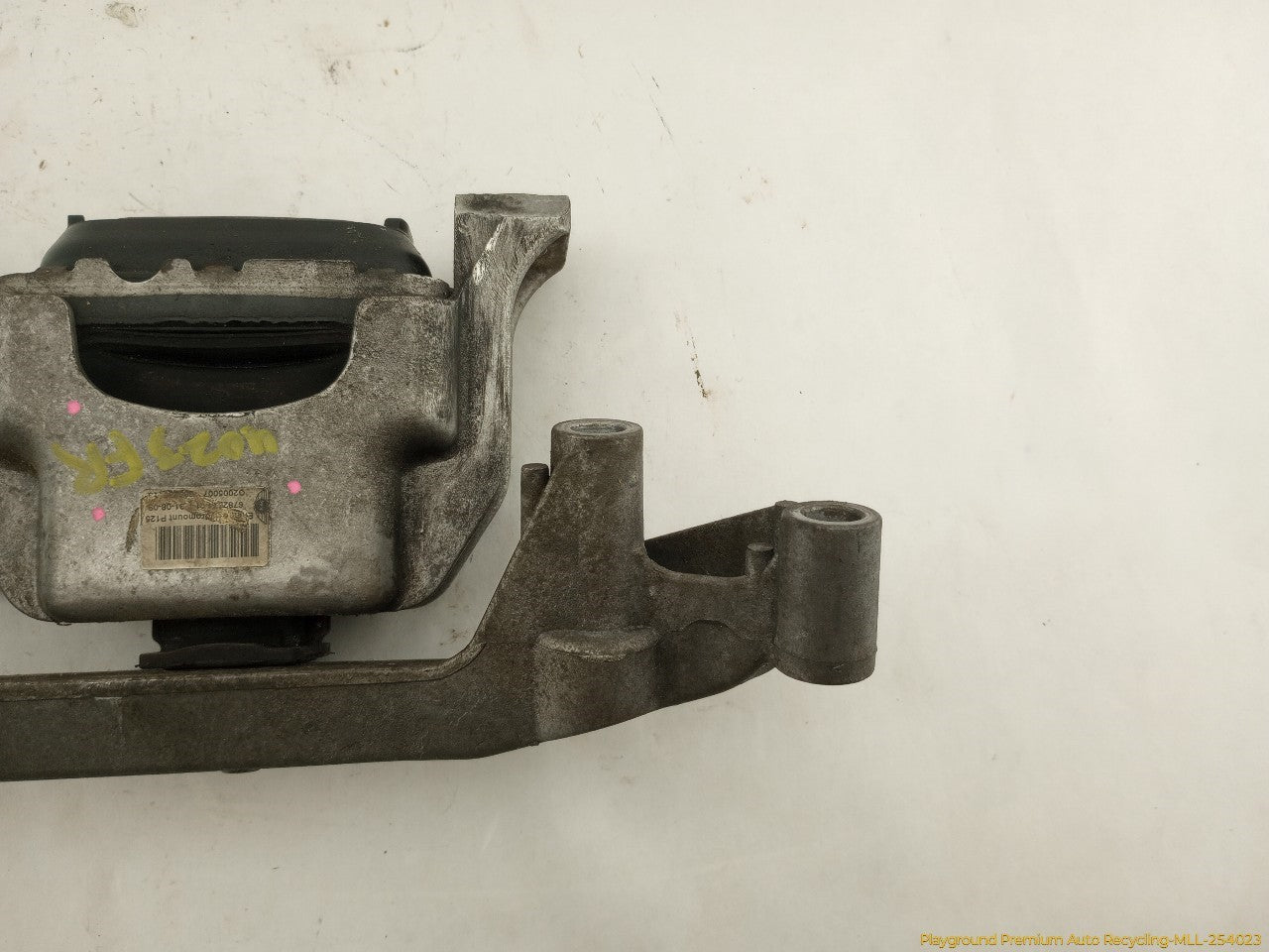 Mini Clubman Pair Of Passenger Right Front Engine Mounts