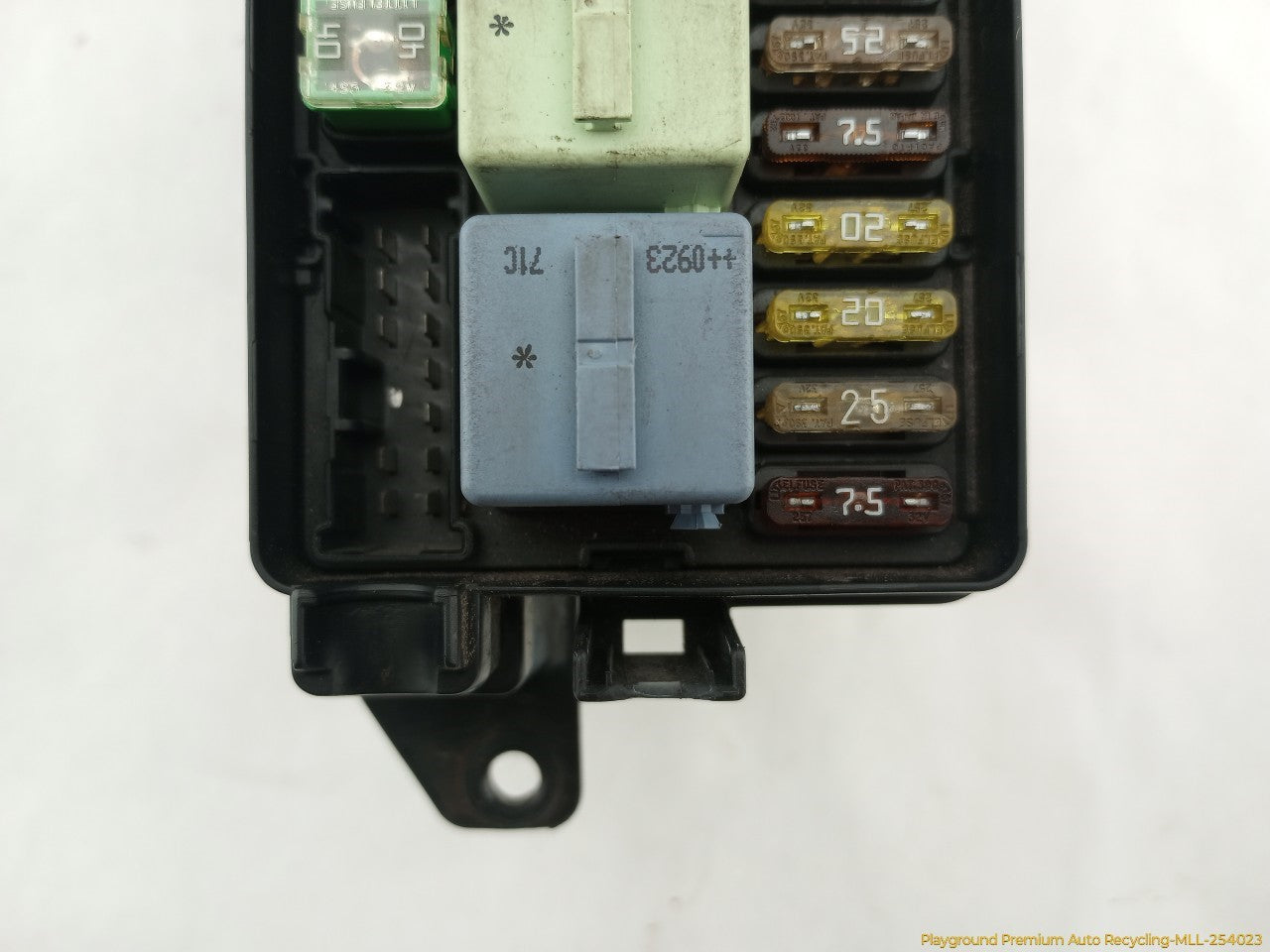 Mini Clubman Engine Fuse Box