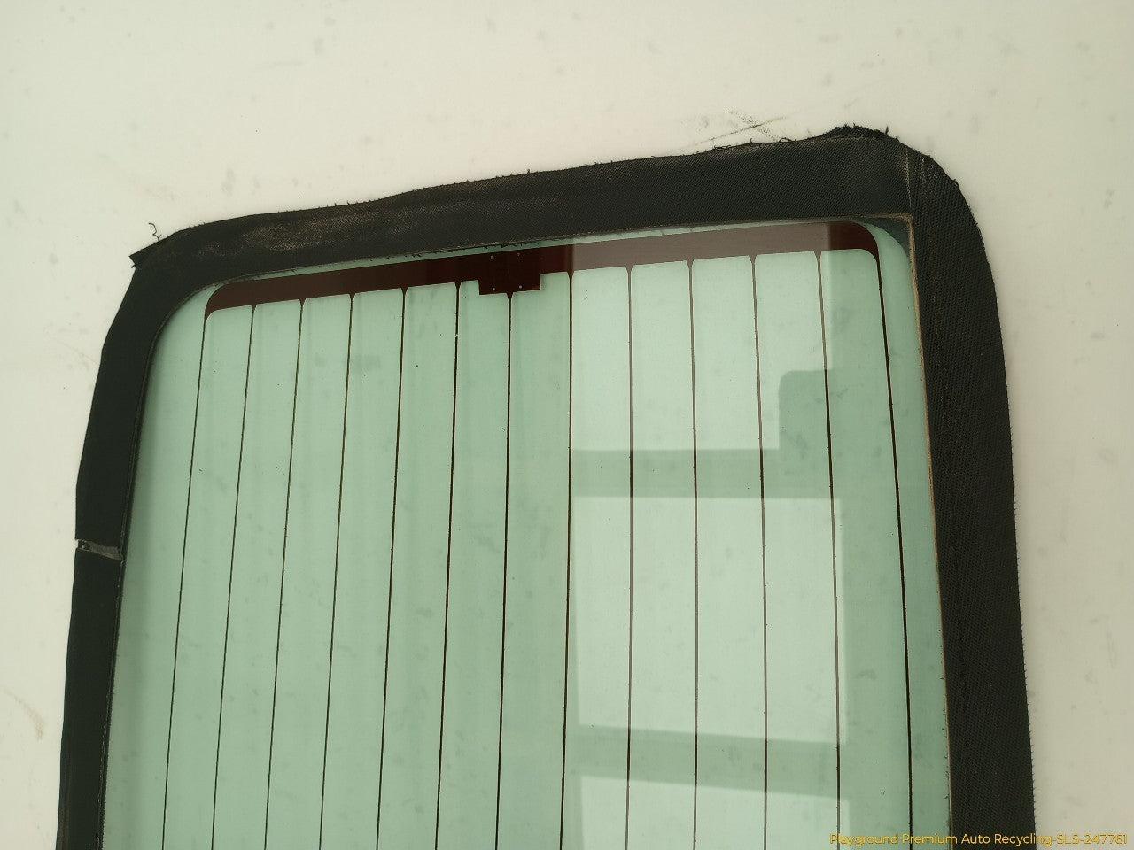 Ford Mustang Back Glass