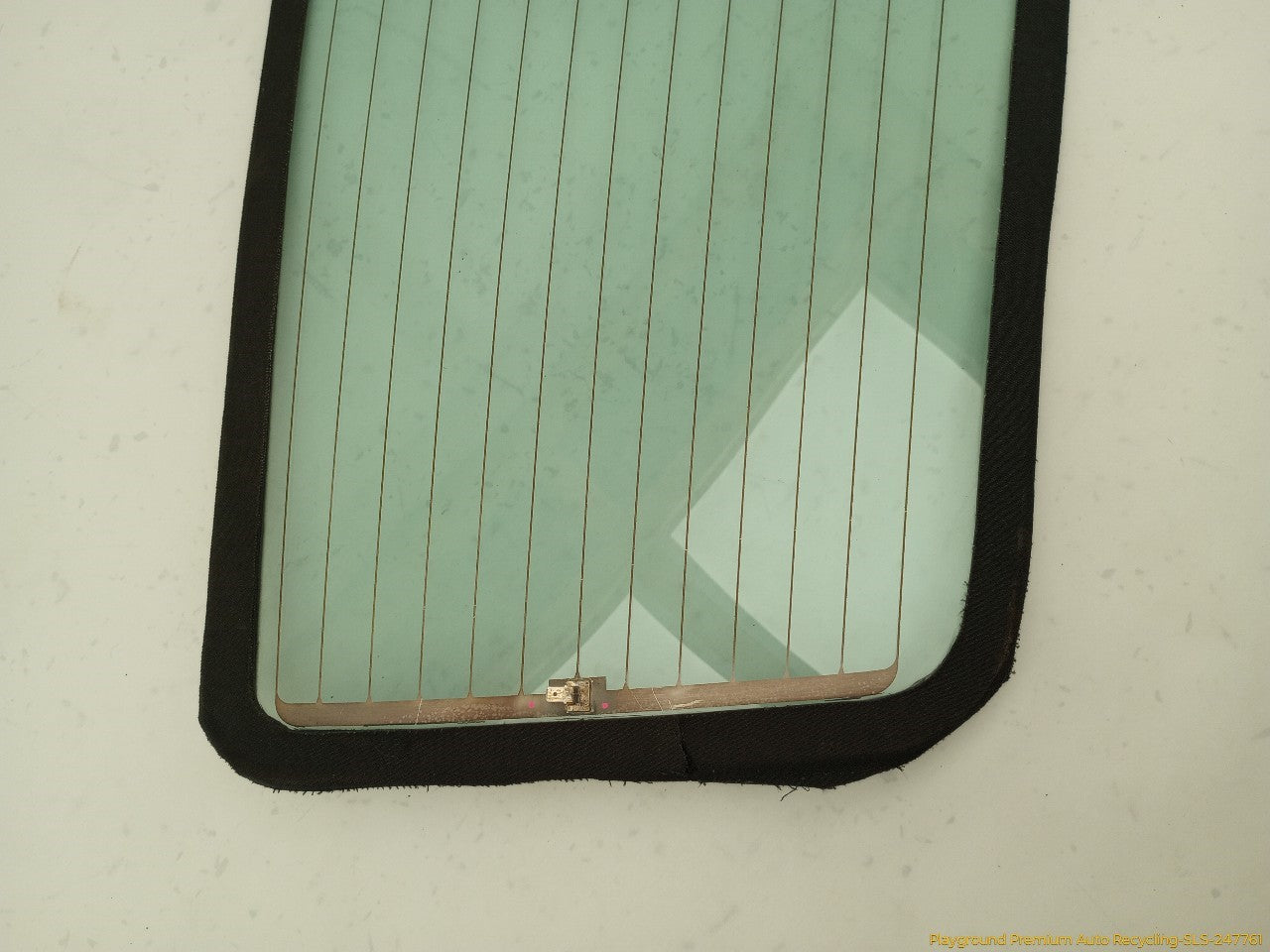Ford Mustang Back Glass