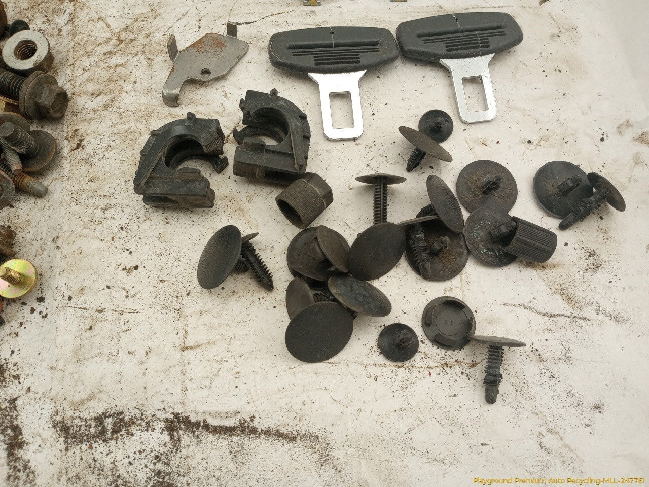 Ford Mustang Dismantling Hardware Fasteners Bolts & Nuts