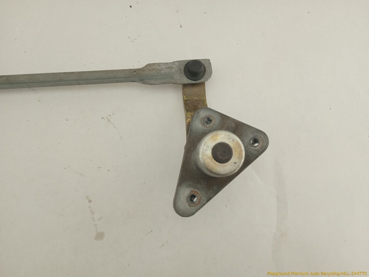 Ford Mustang Windshield Wiper Transmission Linkage