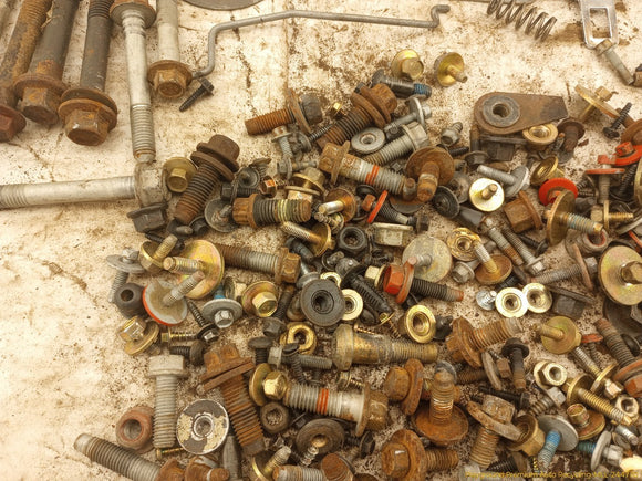 Ford Mustang Dismantling Hardware Fasteners Bolts & Nuts