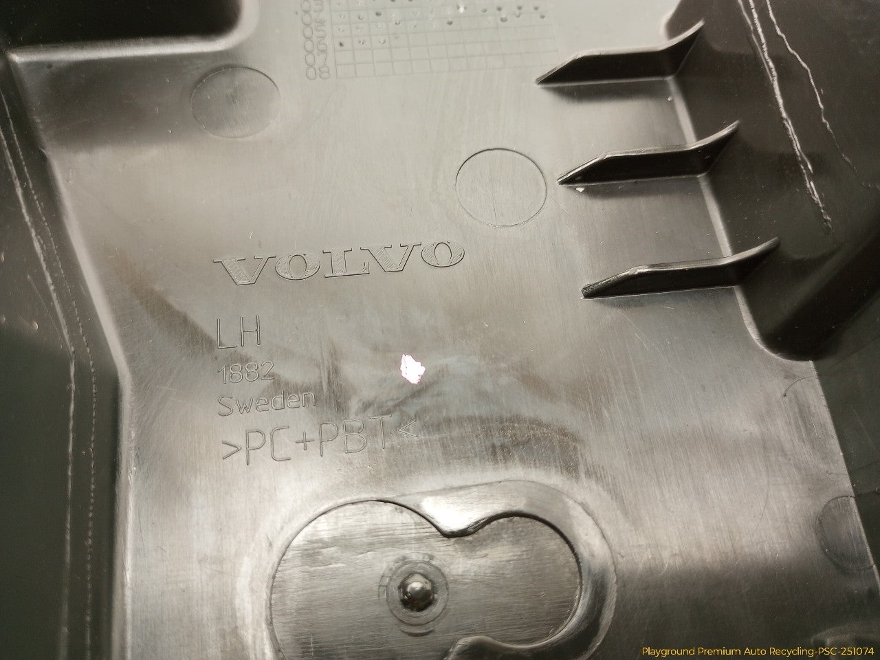 Volvo XC70 Driver Left Trunk Floor Luggage Trim