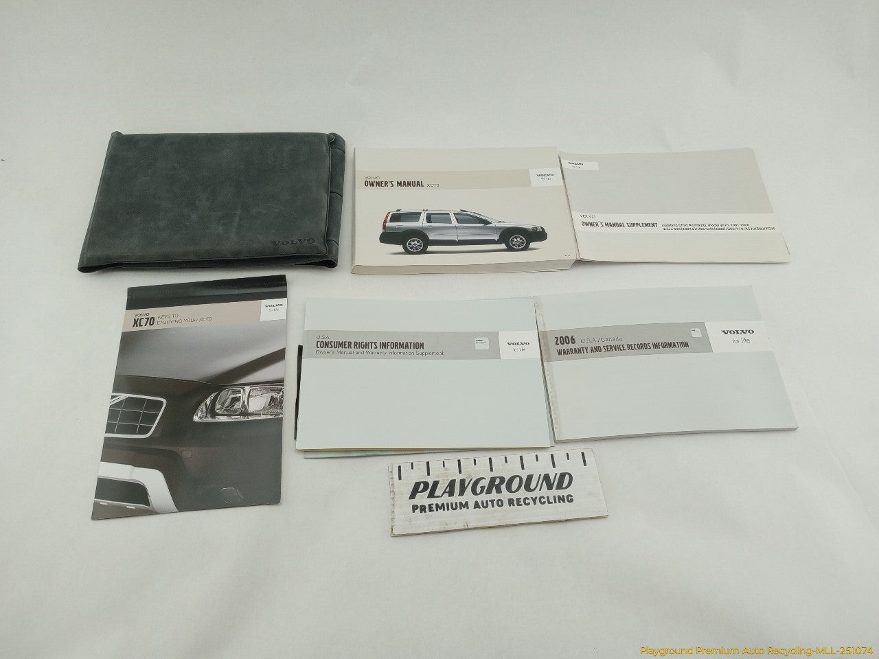Volvo XC70 Owner's Manual