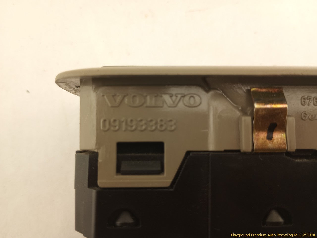 Volvo XC70 Driver Left Front Master Window Control Switch
