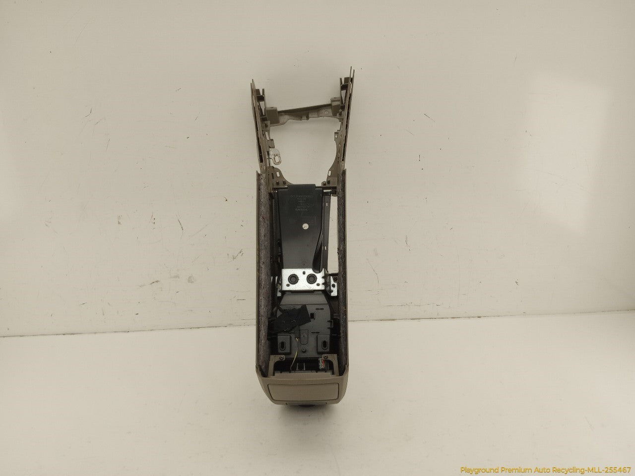 Volvo XC70 Center Console Base - 0