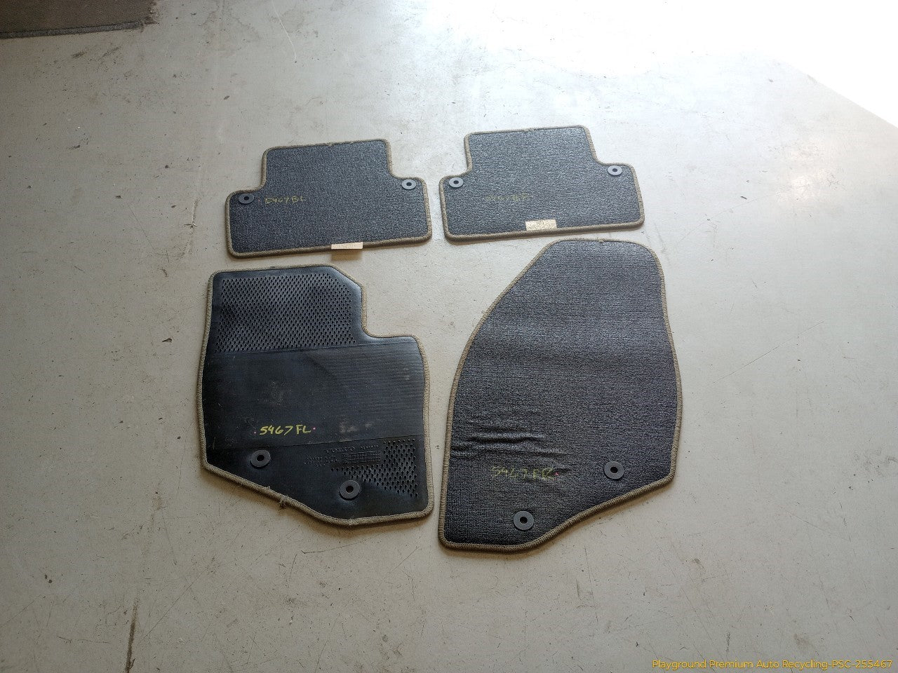 Volvo XC70 Set Of 4 Front & Rear Floor Mats - 0