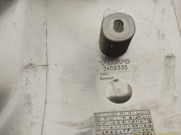 Volvo XC70 Steering Column Surround Trim