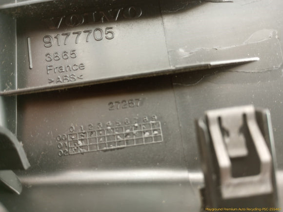 Volvo XC70 Instrument Cluster Bezel Trim