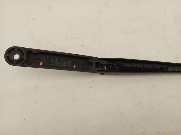 Volkswagen CC Pair Of Windshield Wiper Arms