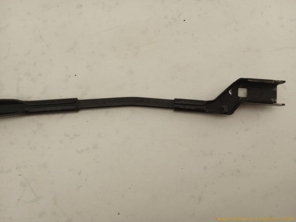 Volkswagen CC Pair Of Windshield Wiper Arms