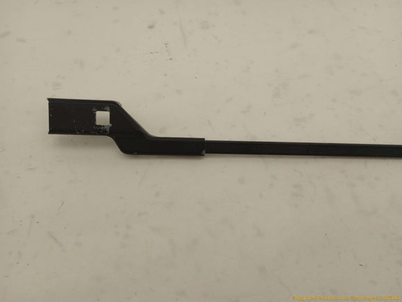 Volkswagen CC Pair Of Windshield Wiper Arms