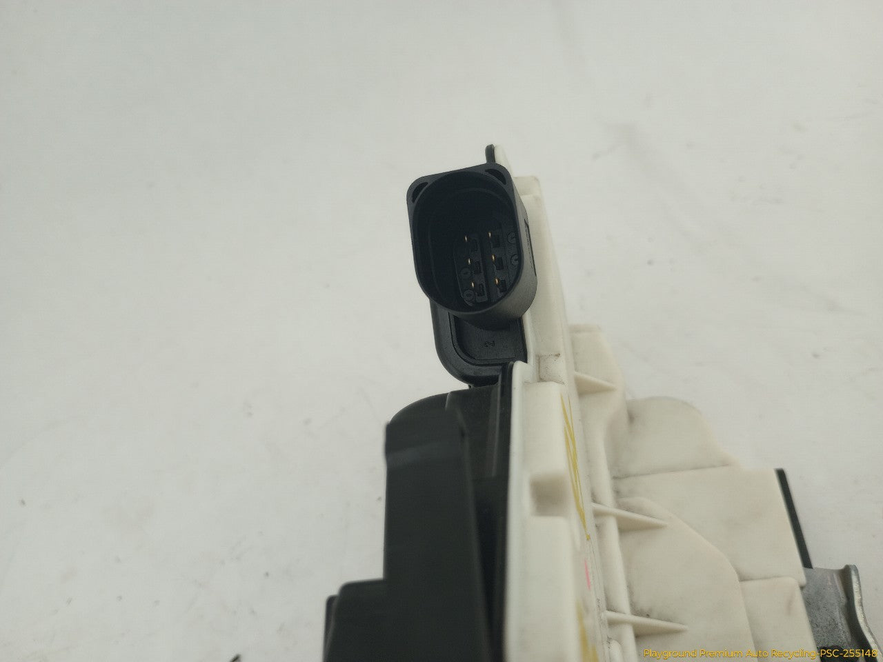 Volkswagen CC Driver Left Rear Door Lock Actuator