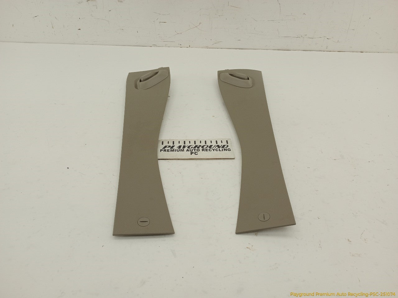 Volvo XC70 Pair Of Center Console Side Trim