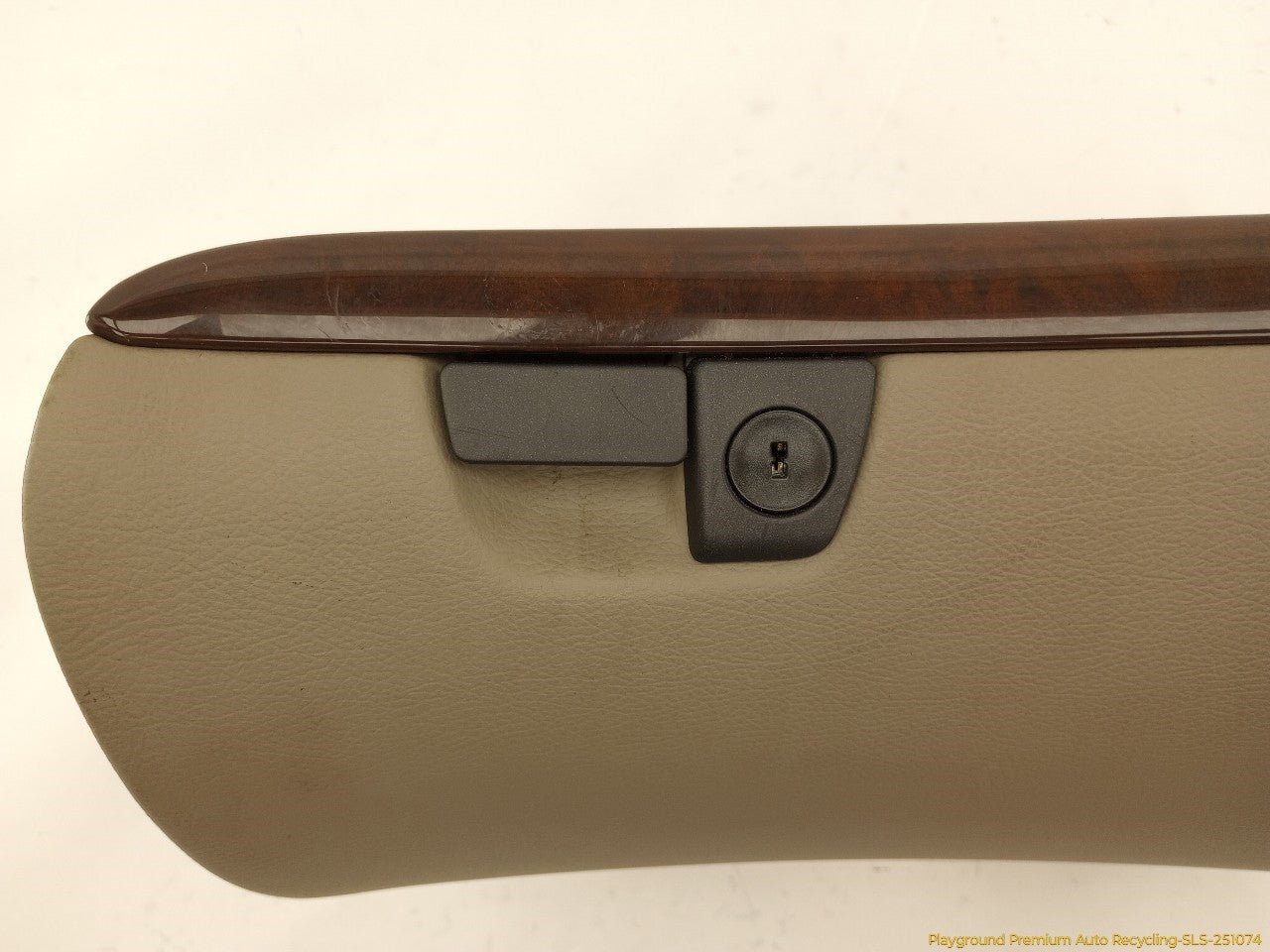 Volvo XC70 Glove Box