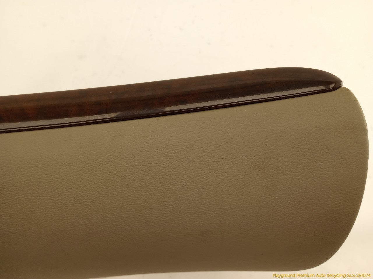 Volvo XC70 Glove Box