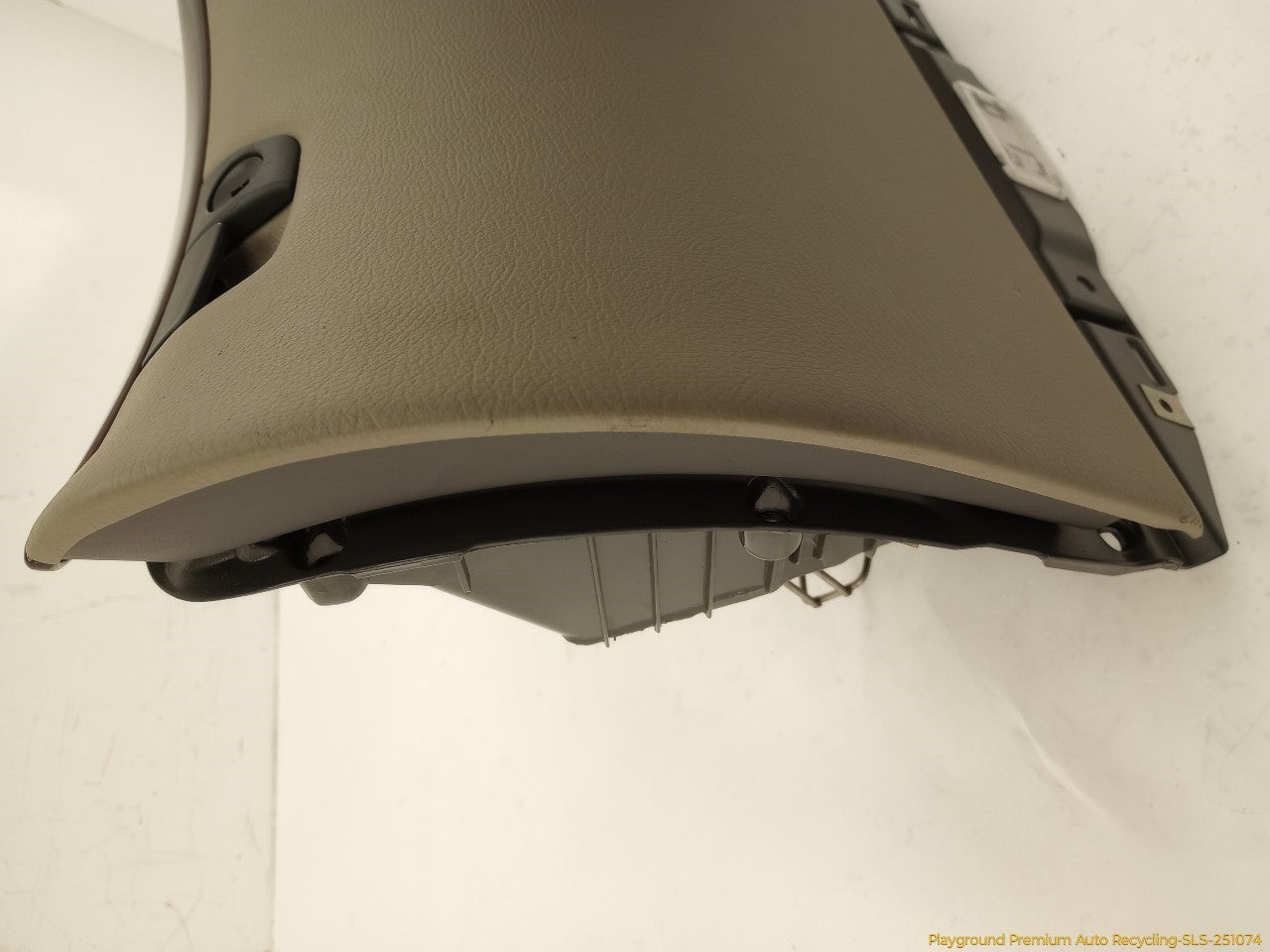 Volvo XC70 Glove Box
