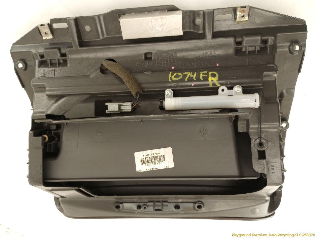 Volvo XC70 Glove Box