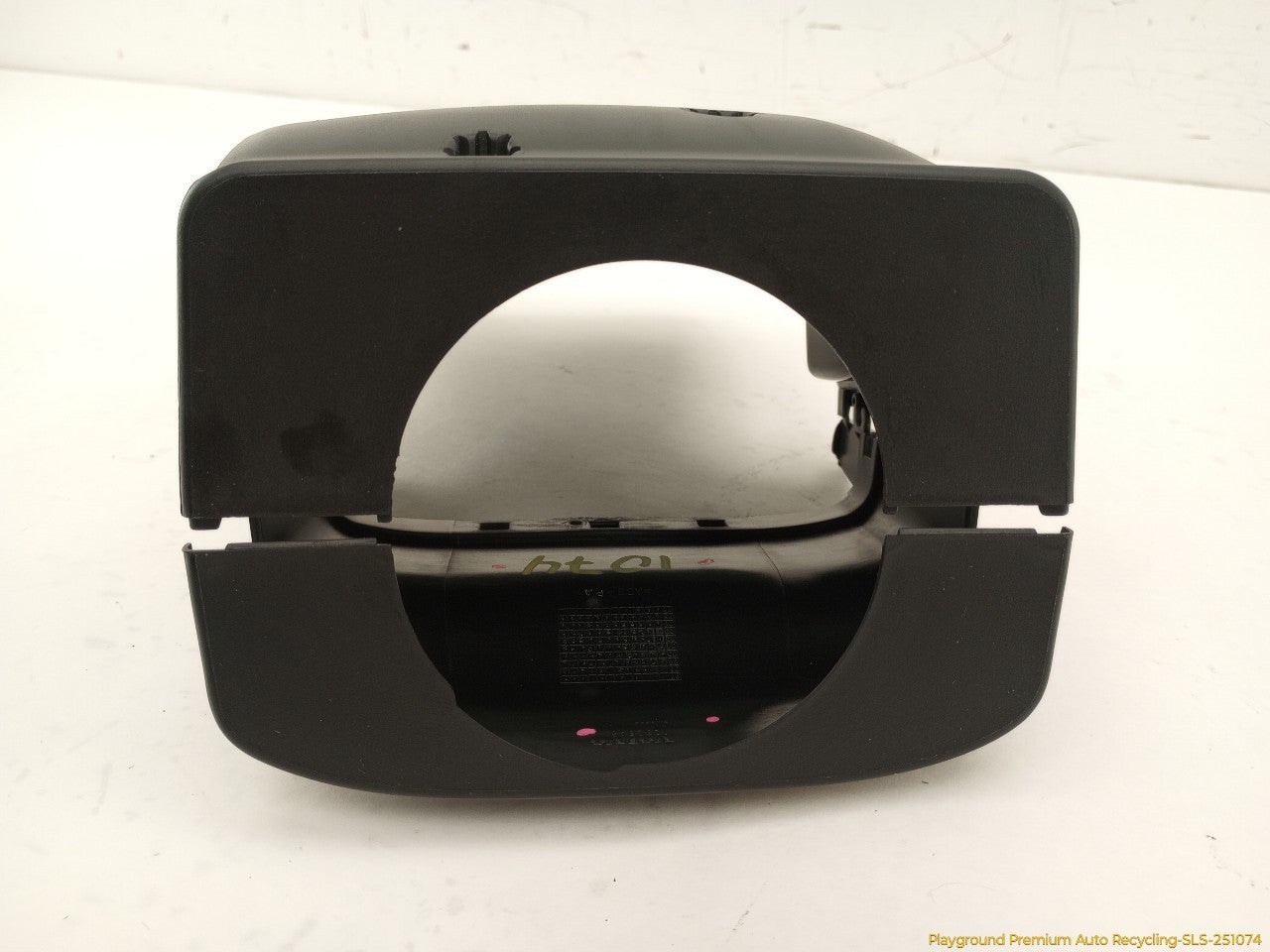 Volvo XC70 Steering Column Surround Trim