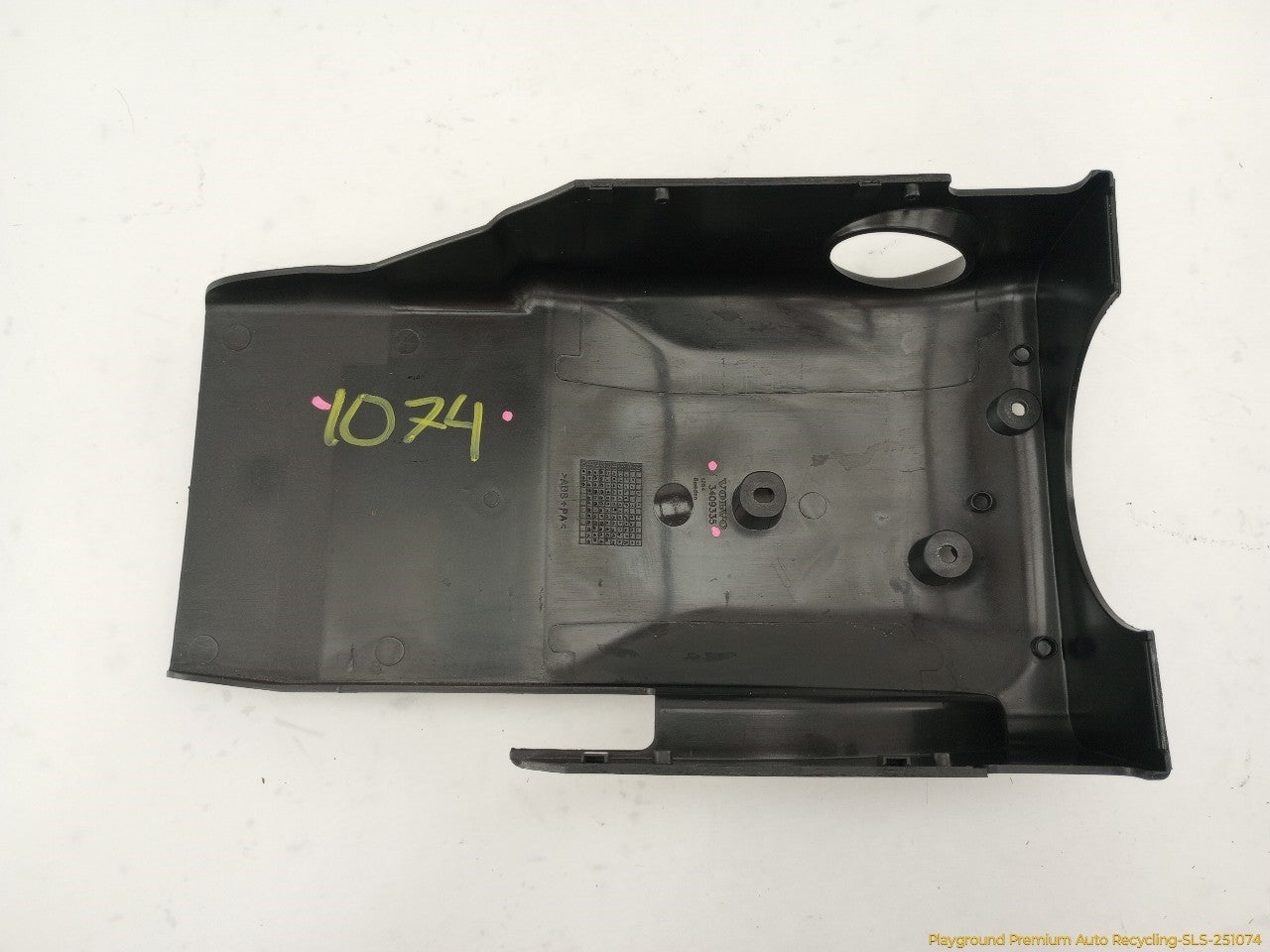 Volvo XC70 Steering Column Surround Trim