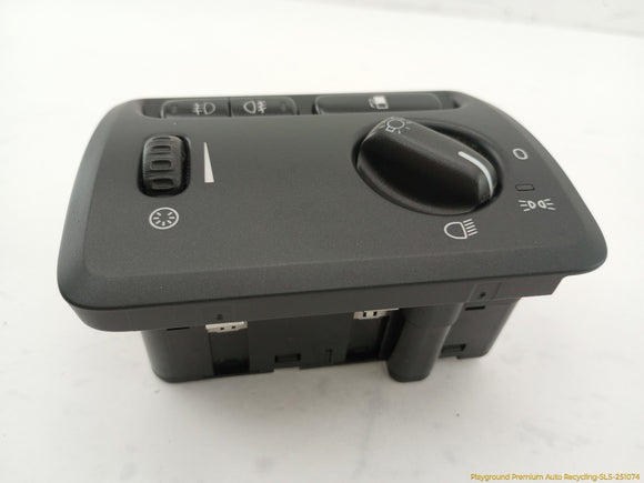 Volvo XC70 Head Lamp Control Switch