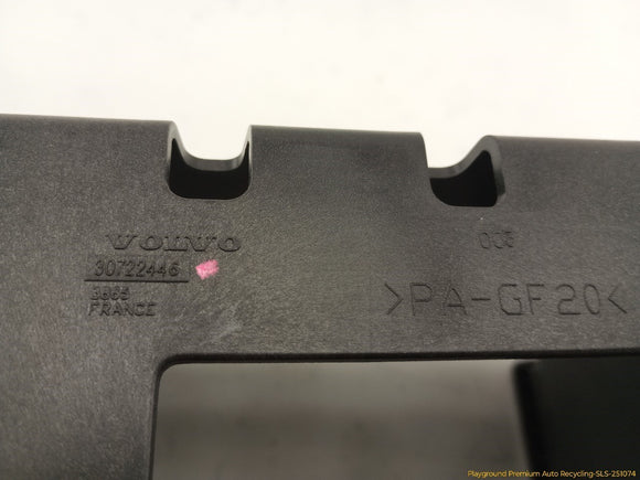 Volvo XC70 Radio & Climate Control Dash Frame Trim