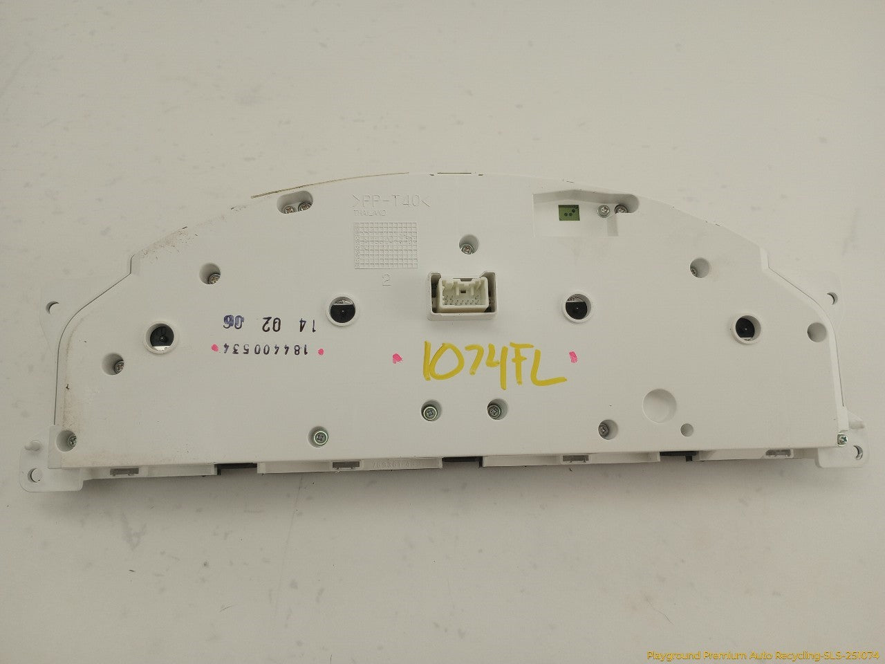 Volvo XC70 Instrument Cluster Speedometer