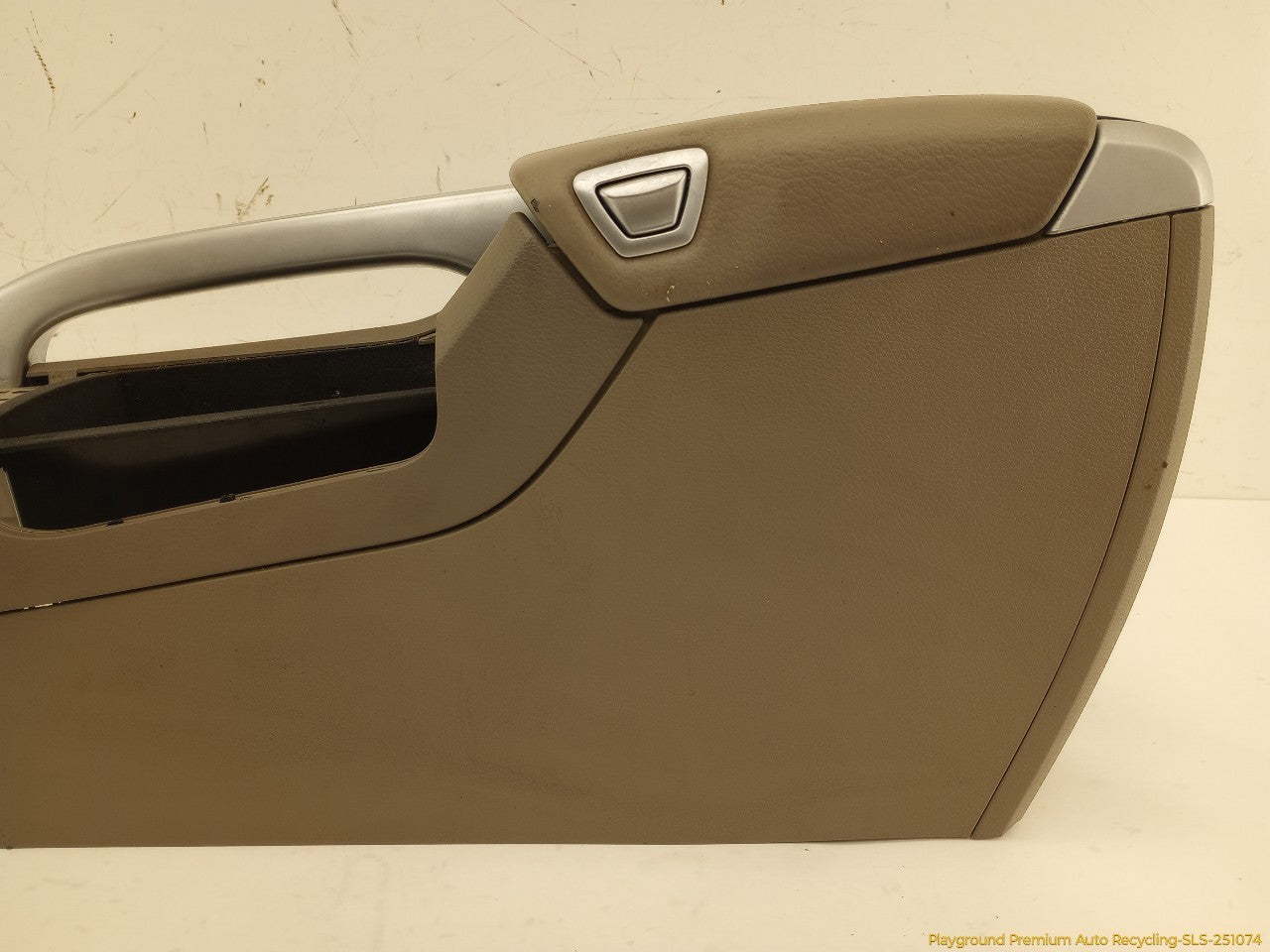 Volvo XC70 Center Console Base - 0