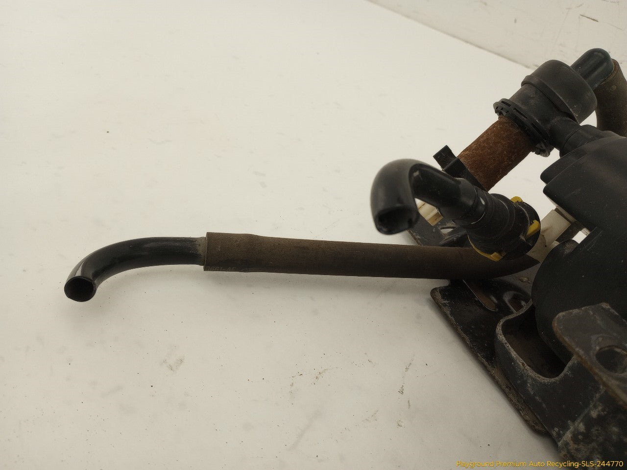 Ford Mustang Fuel Vapor Charcoal Canister