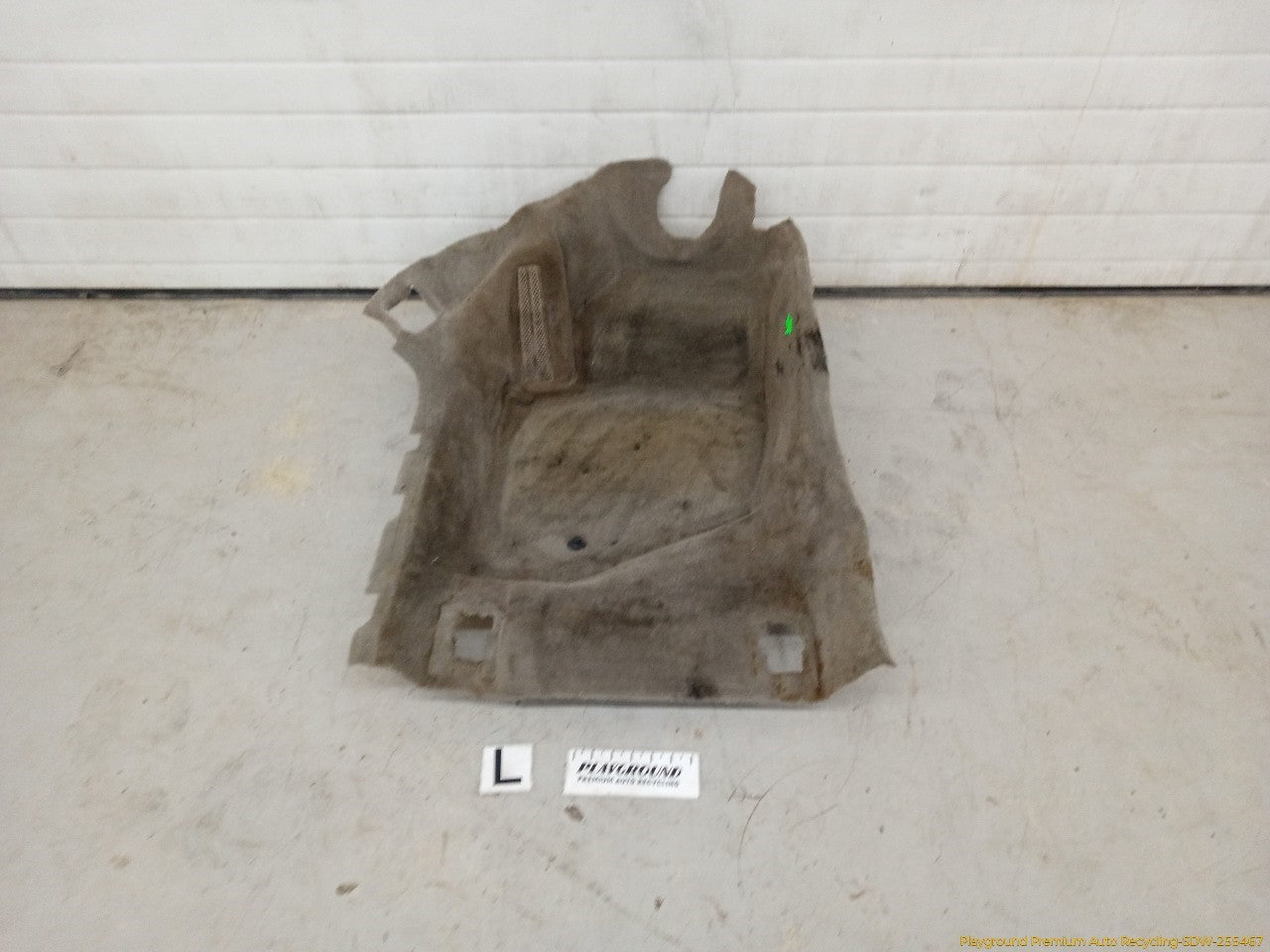 Volvo XC70 Driver Left Front Floor Carpet Trim
