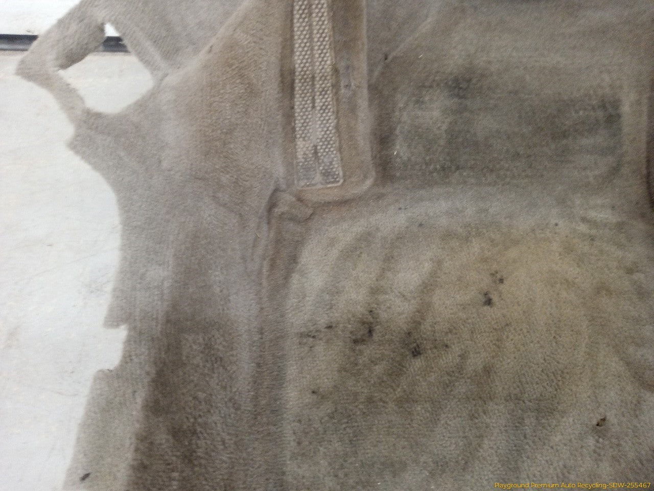 Volvo XC70 Driver Left Front Floor Carpet Trim