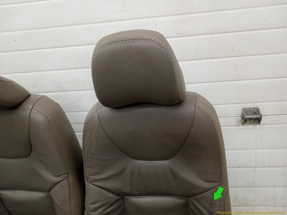 Volvo XC70 Pair Of Front Seats