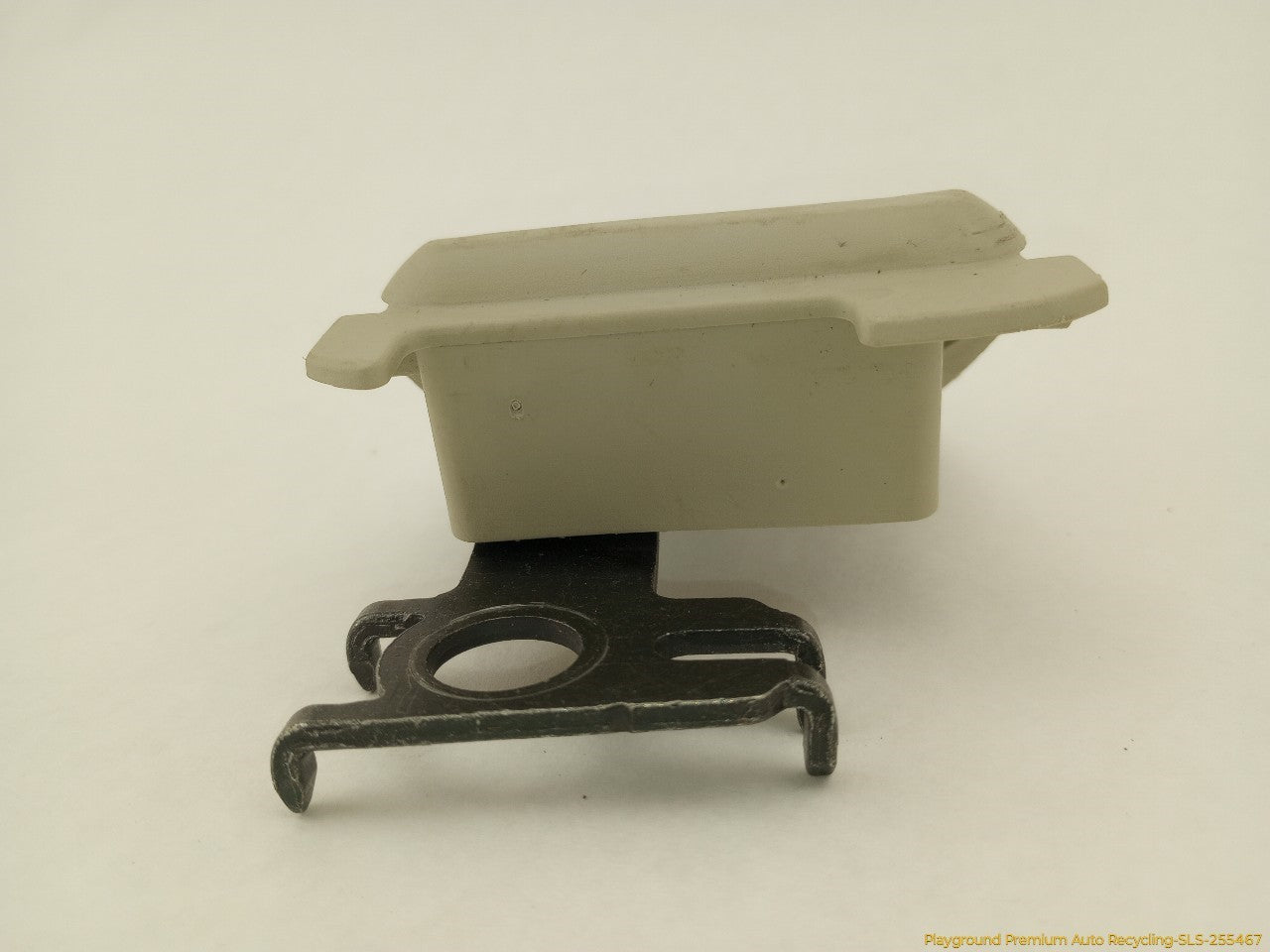 Volvo XC70 Pair Of Rear Cargo Net Latches