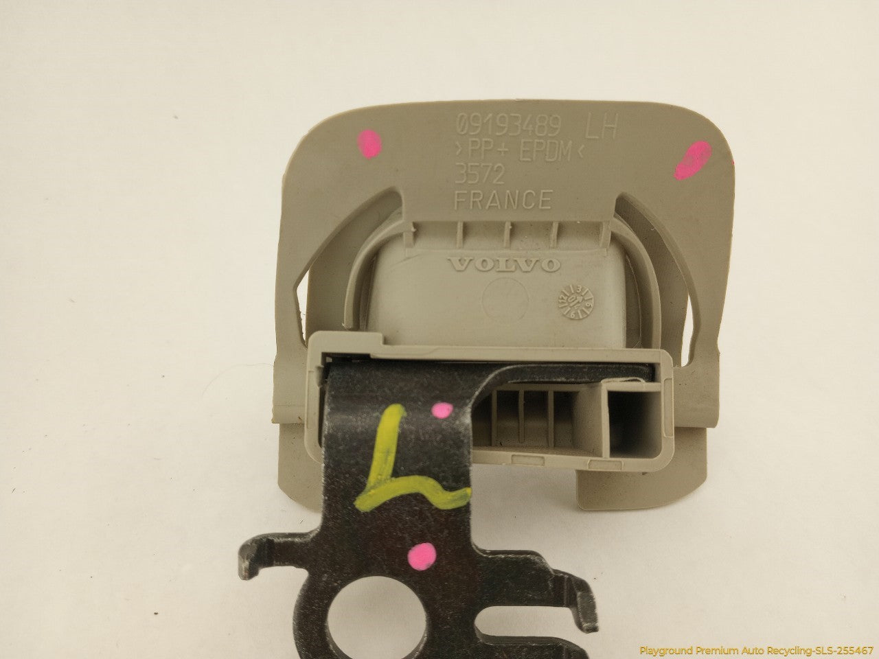 Volvo XC70 Pair Of Rear Cargo Net Latches