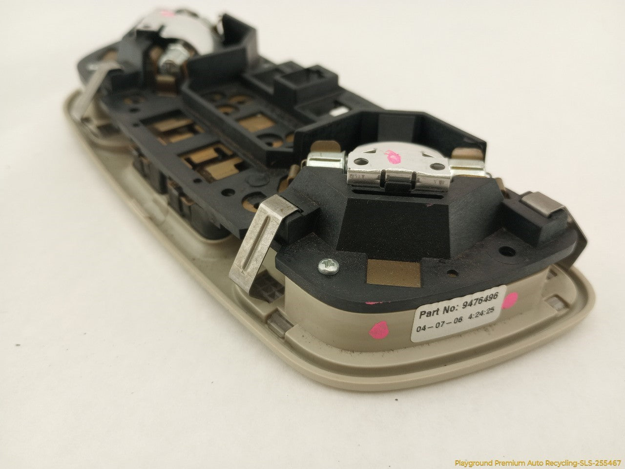 Volvo XC70 Rear Dome Light