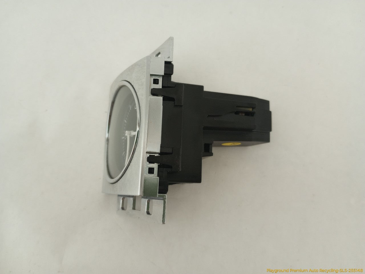 Volkswagen CC Dashboard Clock
