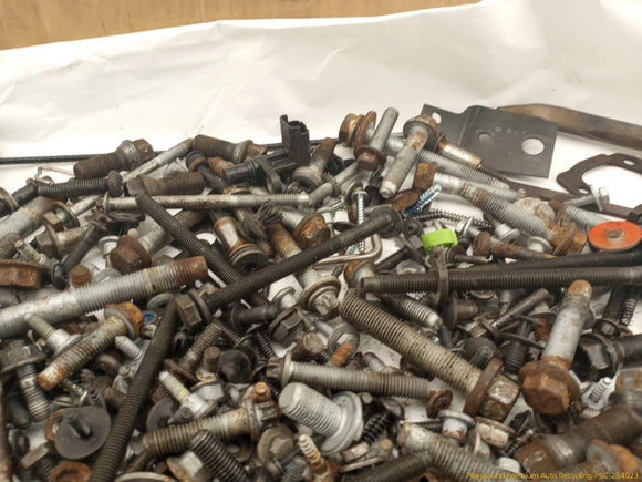 Mini Clubman Dismantling Hardware Fasteners Bolts & Nuts