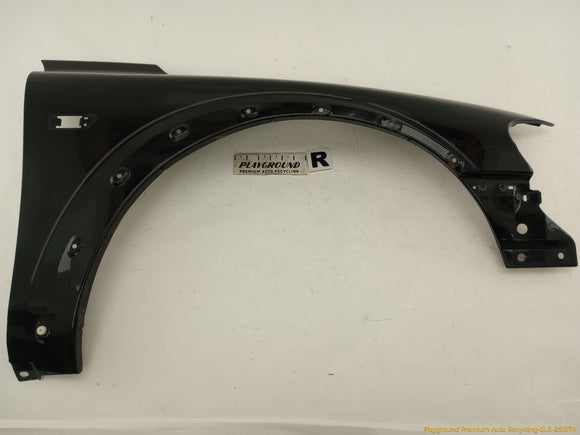 Volvo XC70 Passenger Right Front Fender